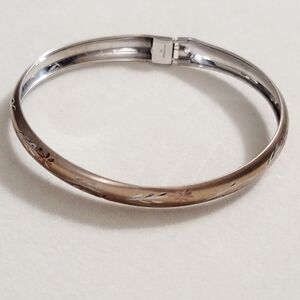 Robert Lee 925 & 1/15 10K Gold Hinged Bangle